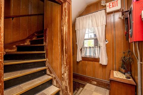 180 Wood Ave, Woonsocket, RI 02895 photo 31