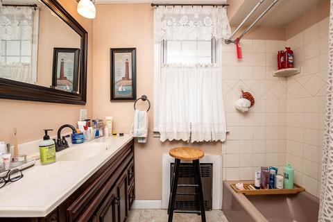 180 Wood Ave, Woonsocket, RI 02895 photo 26