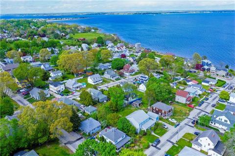 67 Surf Ave, Warwick, RI 02889 photo 4