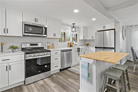 5 Barker Ave, Warren, RI 02885 photo 1