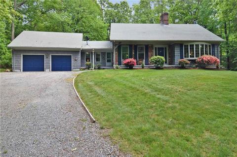 12 Queens Fort Ln, Exeter, RI 02822 photo 1