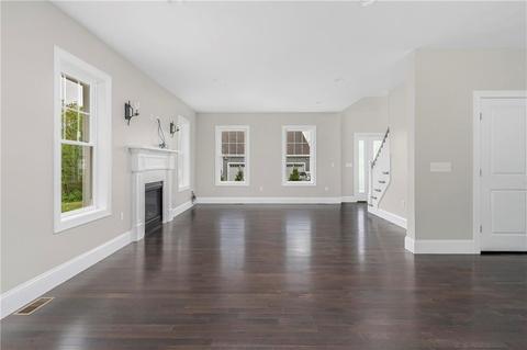 99 Cedar Forest Rd, Smithfield, RI 02917 photo 4