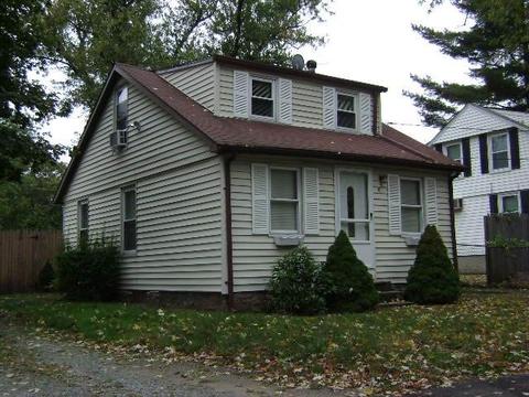 85 Abbott Ave, Warwick, RI 02886 photo 1