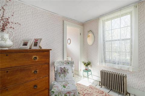 96 Balcom Ave, Warwick, RI 02889 photo 33