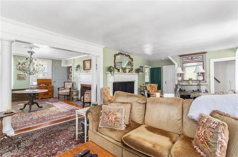 96 Balcom Ave, Warwick, RI 02889 photo 16