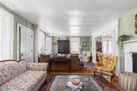 96 Balcom Ave, Warwick, RI 02889 photo 15