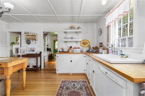 96 Balcom Ave, Warwick, RI 02889 photo 25