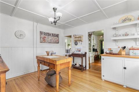 96 Balcom Ave, Warwick, RI 02889 photo 27