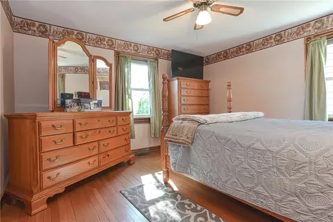 143 Knight St, Woonsocket, RI 02895 photo 12