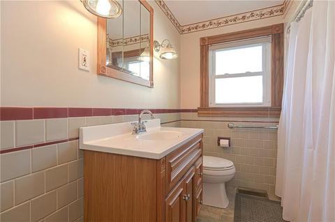 143 Knight St, Woonsocket, RI 02895 photo 19