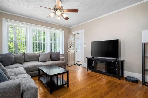 57 Lyall Ave, Warwick, RI 02889 photo 8