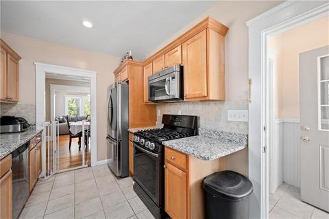 57 Lyall Ave, Warwick, RI 02889 photo 12