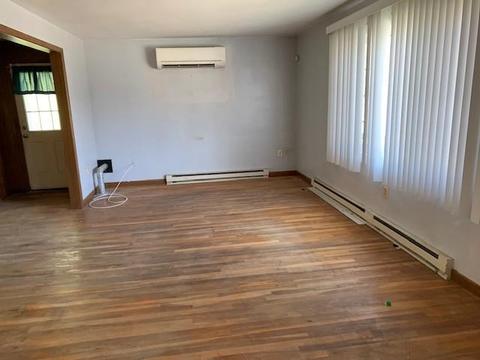 247 Paradis Ave, Woonsocket, RI 02895 photo 4