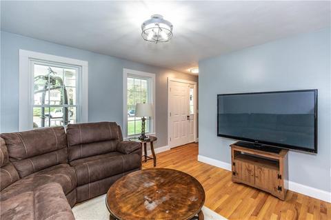 34 Walker Ln, Coventry, RI 02816 photo 18
