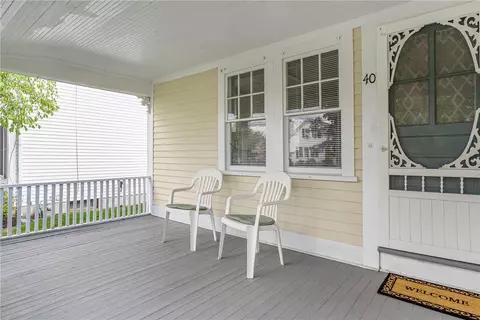 40 Potters Ave, Warwick, RI 02886 photo 9