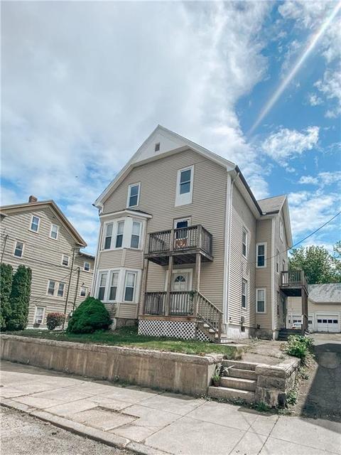 247 Willow St, Woonsocket, RI 02895 photo 2