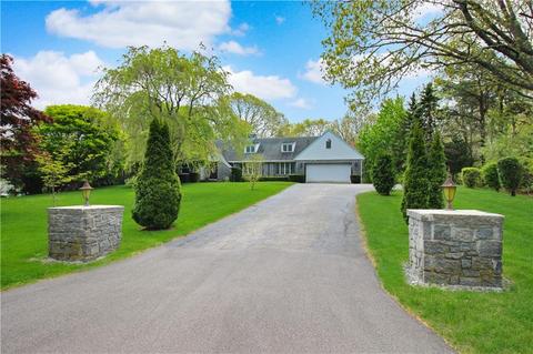 12 Valley Dr, Westerly, RI 02891 photo 1