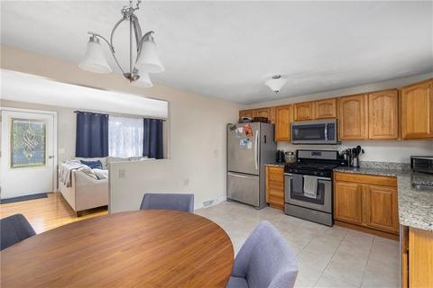 29 Mary Beth Dr, Warwick, RI 02886 photo 7