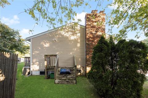 29 Mary Beth Dr, Warwick, RI 02886 photo 33