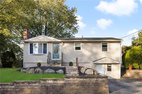 29 Mary Beth Dr, Warwick, RI 02886 photo 1