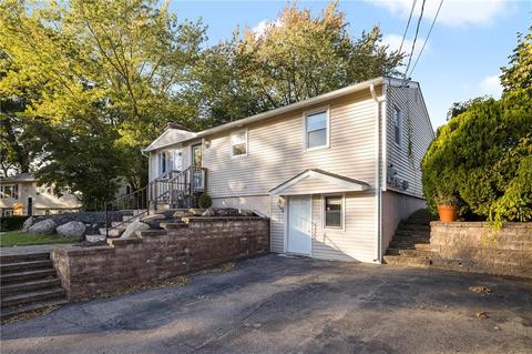 29 Mary Beth Dr, Warwick, RI 02886 photo 24