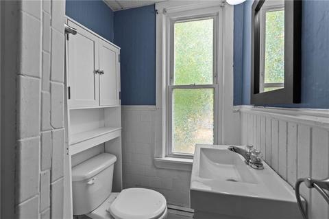 22 Dean St, Woonsocket, RI 02895 photo 17