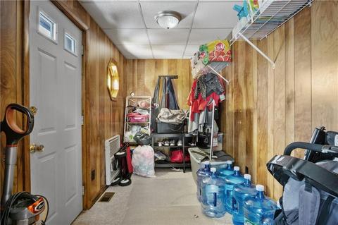 22 Logee St, Woonsocket, RI 02895 photo 5