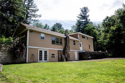 76 Long Entry Rd, Glocester, RI 02814 photo 2
