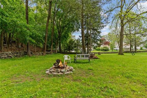 736 Mendon Rd, Woonsocket, RI 02895 photo 23