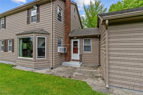 736 Mendon Rd, Woonsocket, RI 02895 photo 9