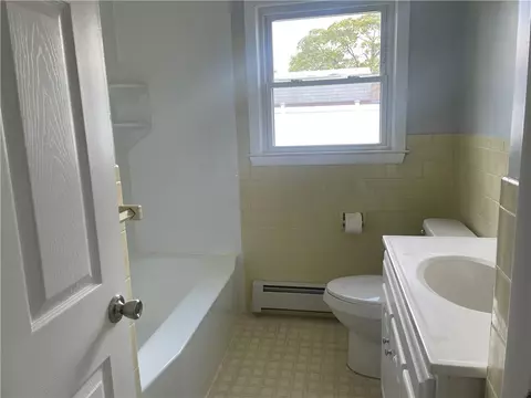 195 Wethersfield Dr, Warwick, RI 02886 photo 10
