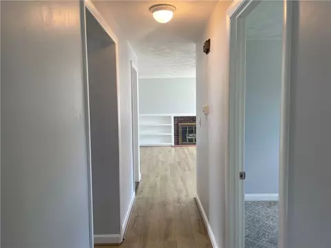 195 Wethersfield Dr, Warwick, RI 02886 photo 9
