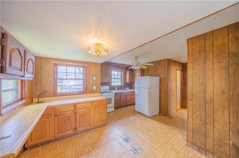 258 Milton Rd, Warwick, RI 02888 photo 11
