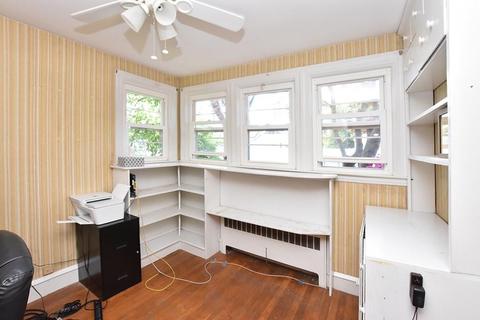 60 Alvin St, Warwick, RI 02886 photo 19