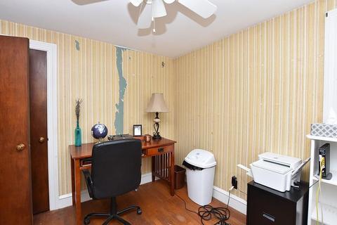 60 Alvin St, Warwick, RI 02886 photo 11