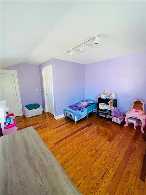 28 Gaskill St, Woonsocket, RI 02895 photo 22