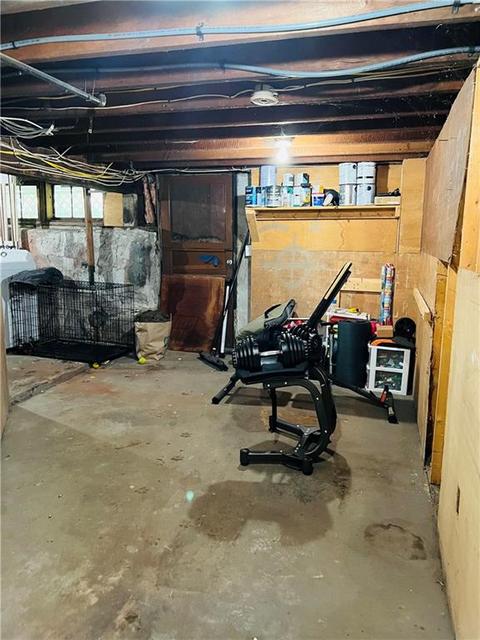 28 Gaskill St, Woonsocket, RI 02895 photo 31