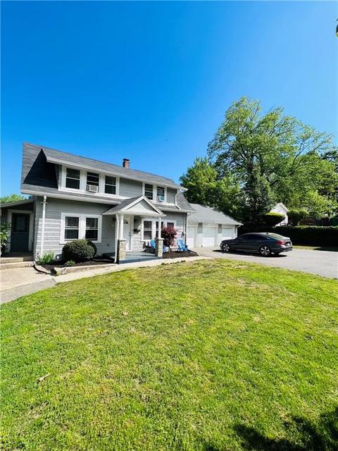 28 Gaskill St, Woonsocket, RI 02895 photo 1