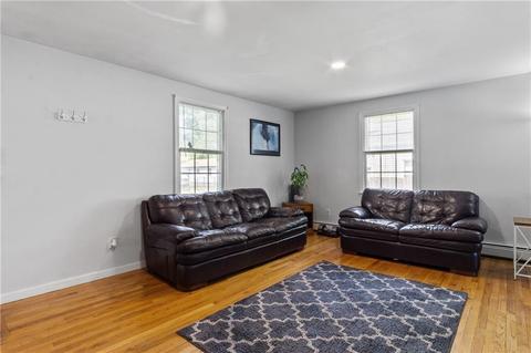 52 Canfield Ave, Warwick, RI 02889 photo 4