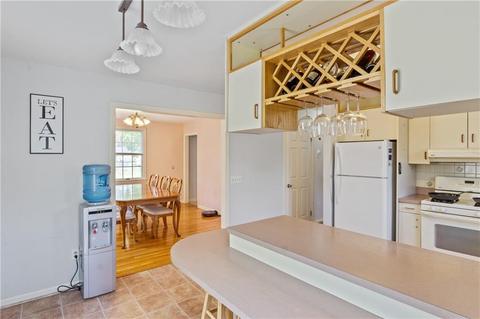 52 Canfield Ave, Warwick, RI 02889 photo 12