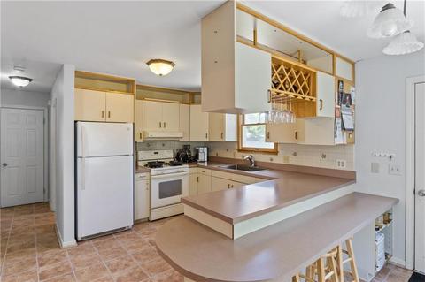 52 Canfield Ave, Warwick, RI 02889 photo 10