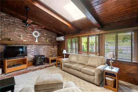 135 Vaughn Ave, Warwick, RI 02886 photo 12