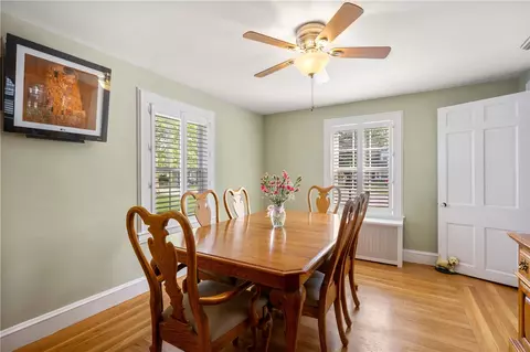 135 Vaughn Ave, Warwick, RI 02886 photo 11