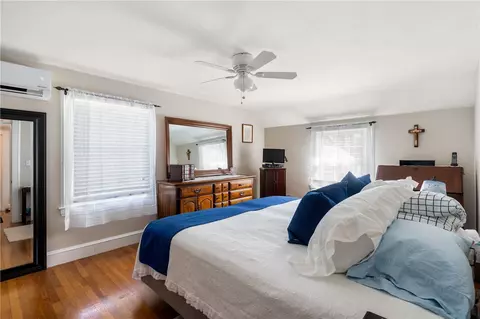 135 Vaughn Ave, Warwick, RI 02886 photo 16