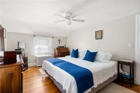 135 Vaughn Ave, Warwick, RI 02886 photo 17