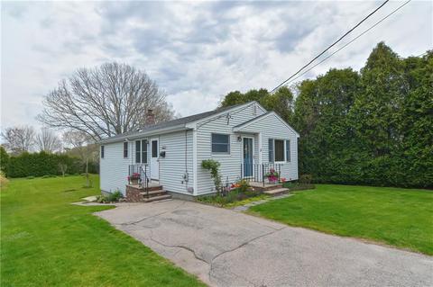 3 S Cornell Ave, Warren, RI 02885 photo 1