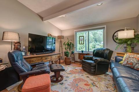 232 Vancouver Ave, Warwick, RI 02886 photo 23