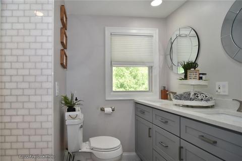 263 Old County Rd, Smithfield, RI 02917 photo 17