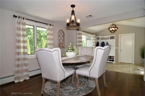 263 Old County Rd, Smithfield, RI 02917 photo 11