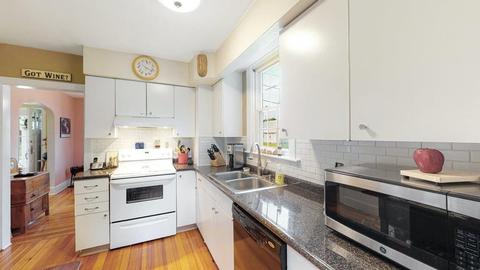 87 Potters Ave, Warwick, RI 02886 photo 11